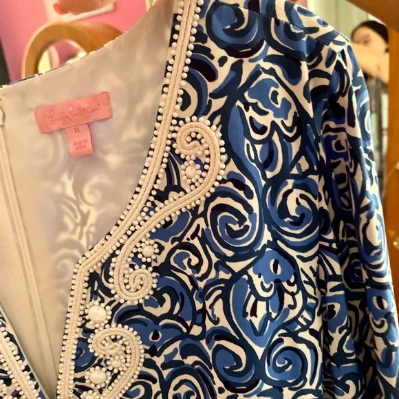 Lilly Pulitzer Size XL Dress White & Shades of Blue Polyester/Spandex 3/4 Sleeve - Picture 7 of 10